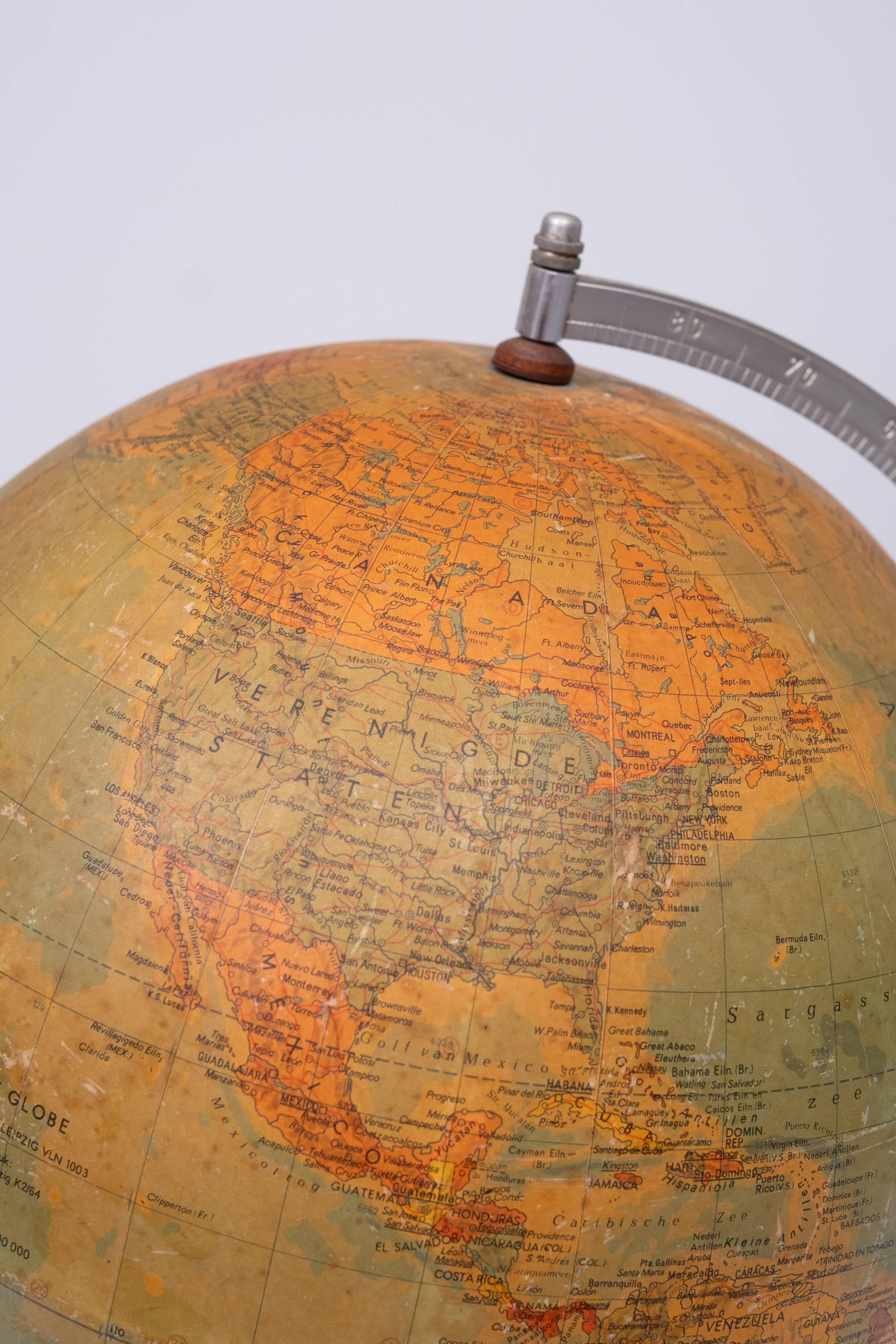 Raths Politischer Erdglobus 1950s Germany