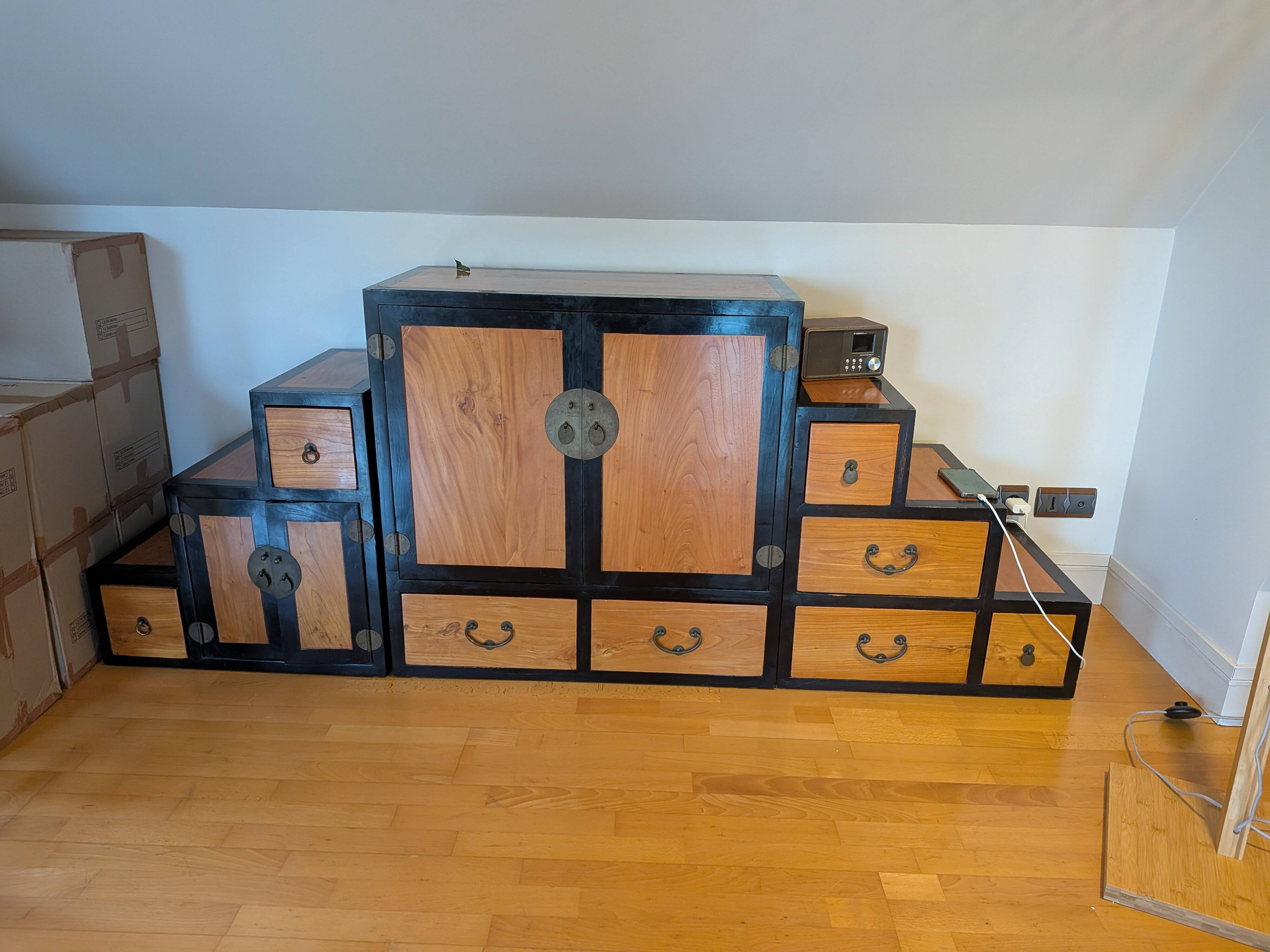 Japanese Double-Sided Tansu Staircase – 3-Module Furniture