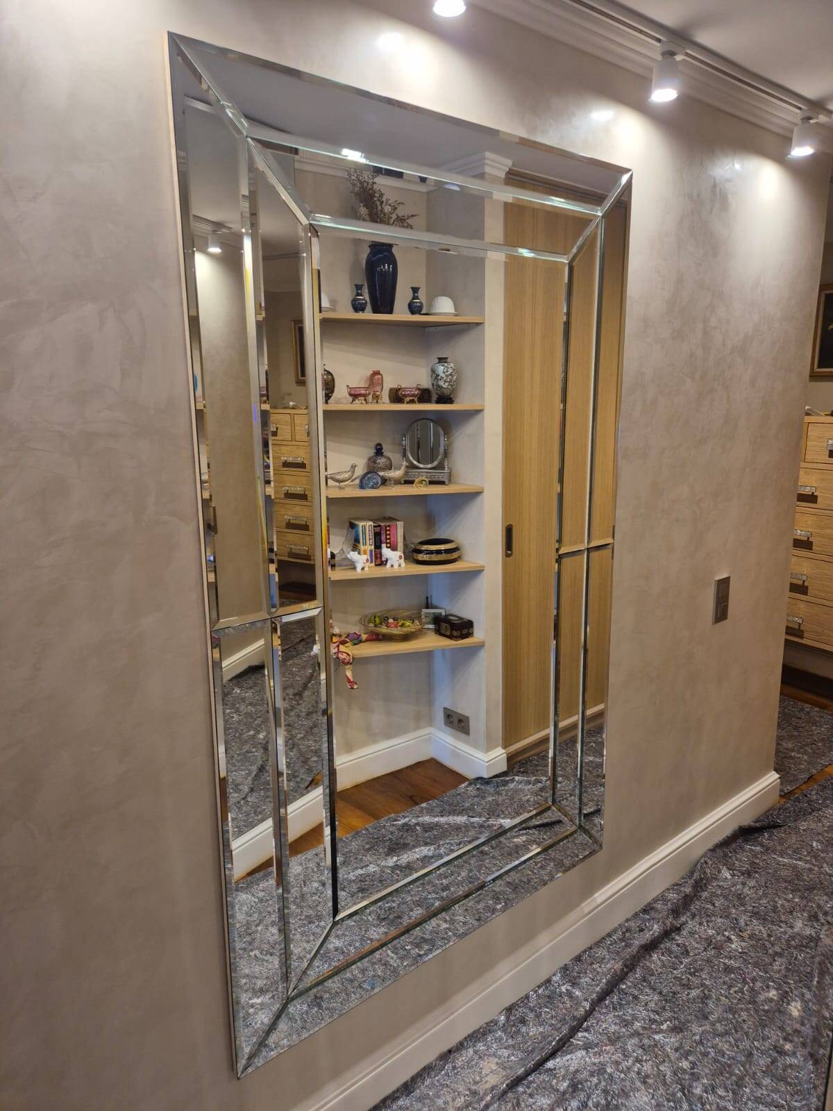 Mirror