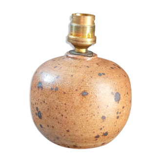 Pyrity sandstone lamp signed