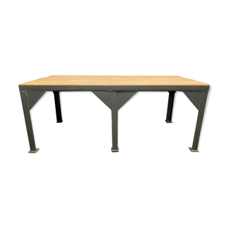 Table basse industrielle noire, années 1970