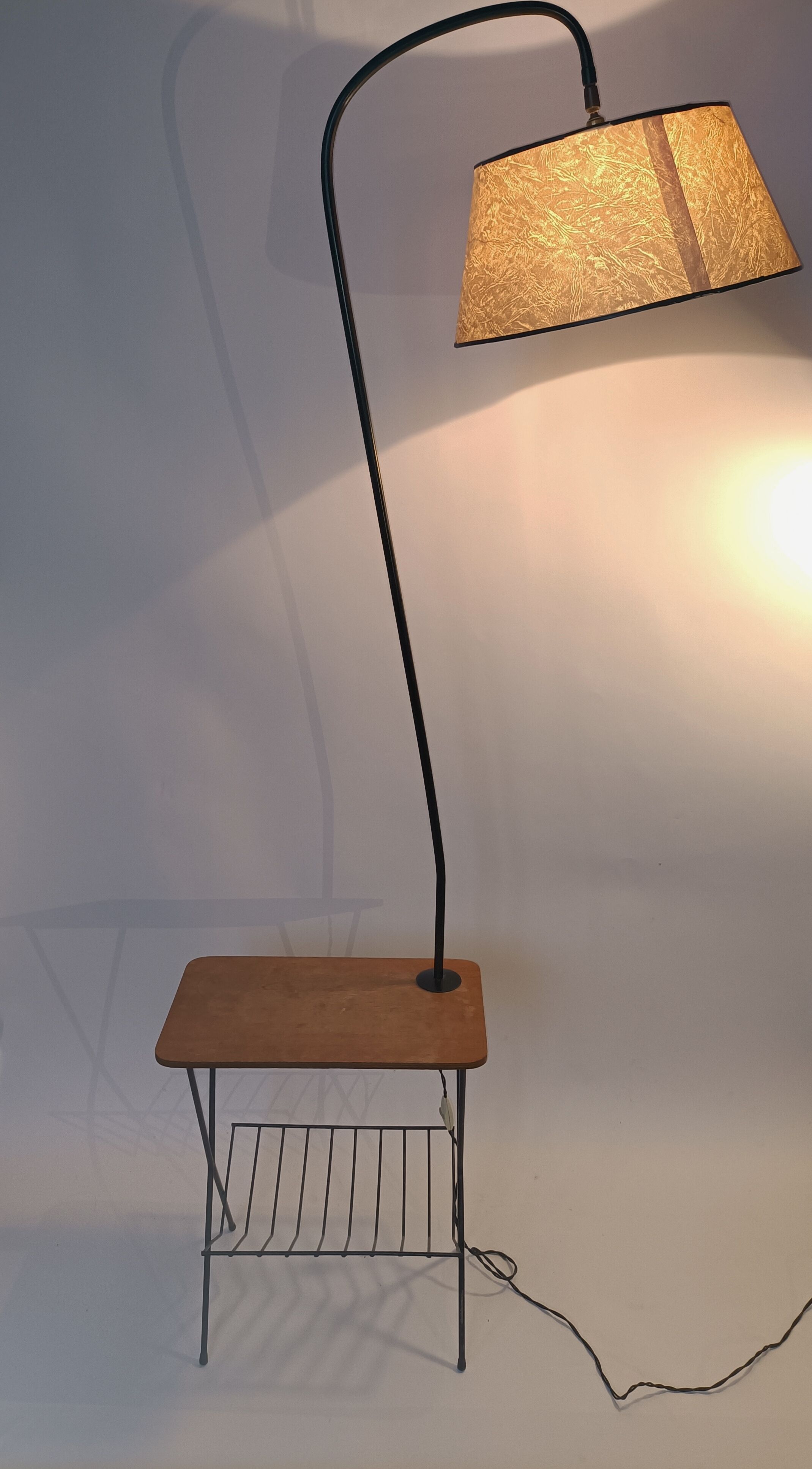 E-reader magazine holder 1950 Vintage.