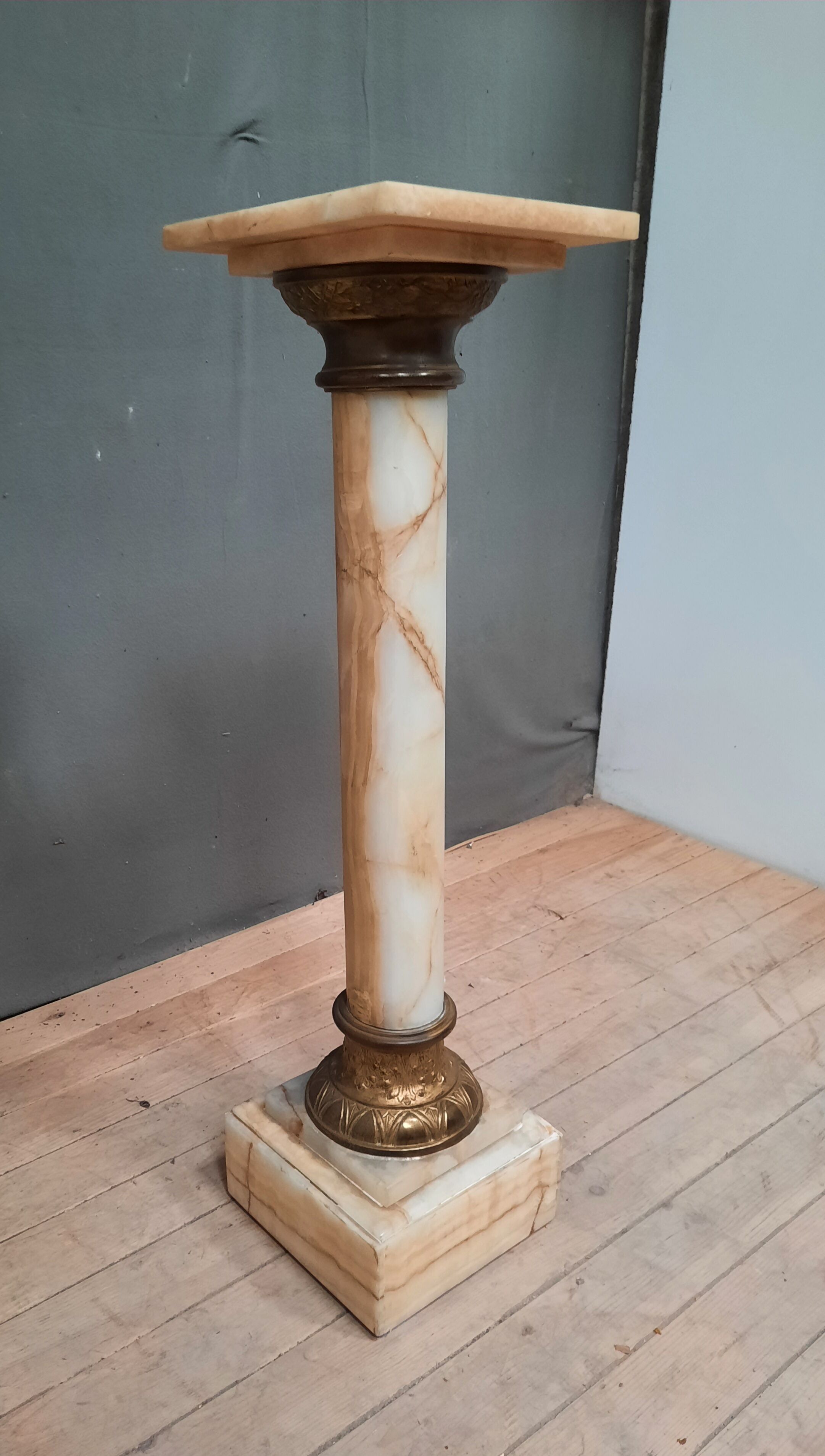 Classic onyx selette