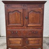 Buffet cabinet in oak with 4 doors and 1 drawer from the 18th century