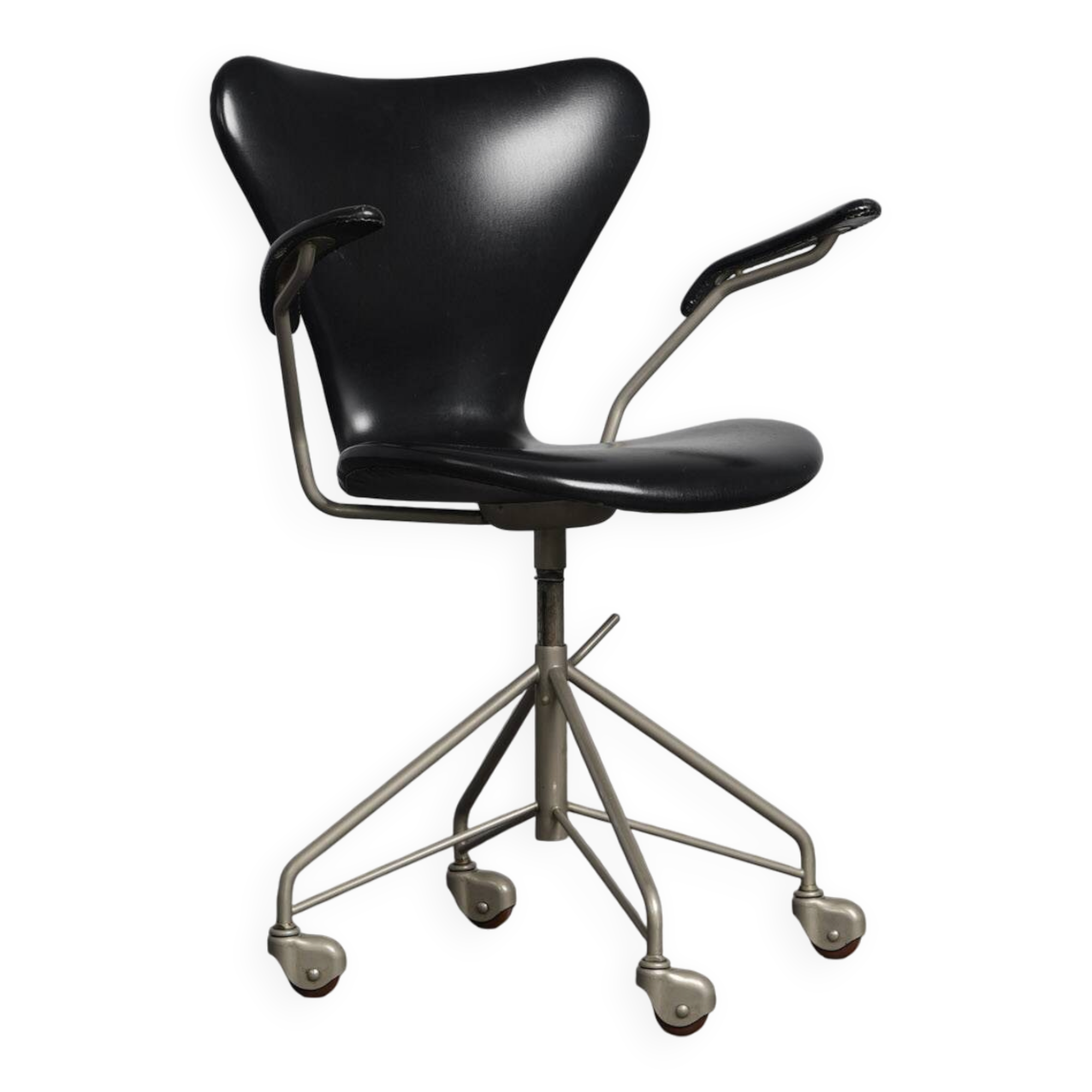 First edition Arne Jacobsen model 3217 office chair for Fritz Hansen, Denmark, 1950s