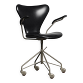 Première édition de la chaise de bureau modèle 3217 d'Arne Jacobsen pour Fritz Hansen, Danemark, années 1950.