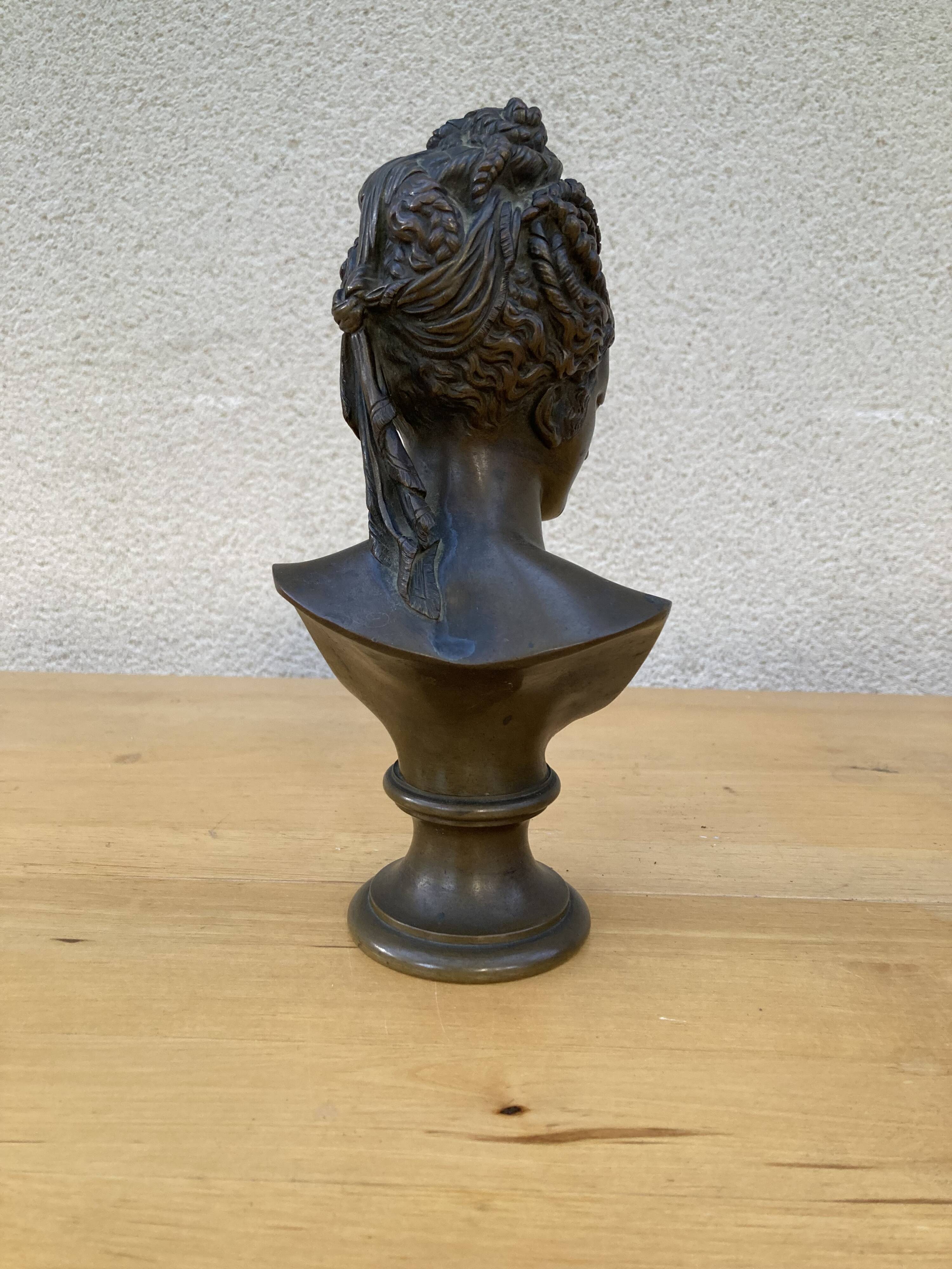 Buste de femme