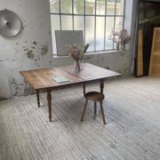 Table de ferme noyer plateau pivotable à allonges