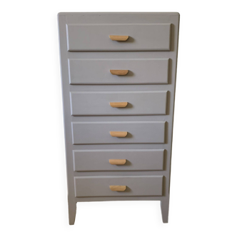 High chest of drawers