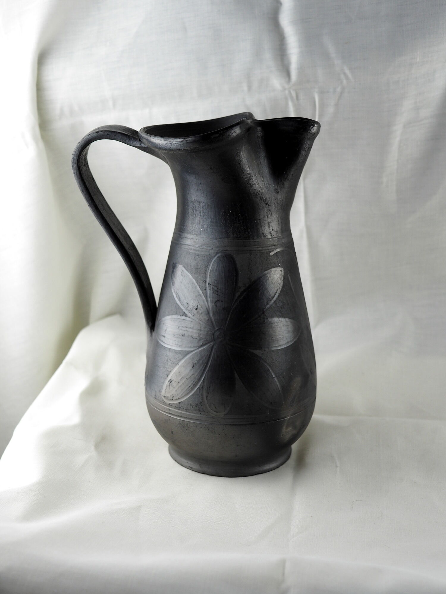 Stylized black pitcher - black pottery of Bisalhães - XXth