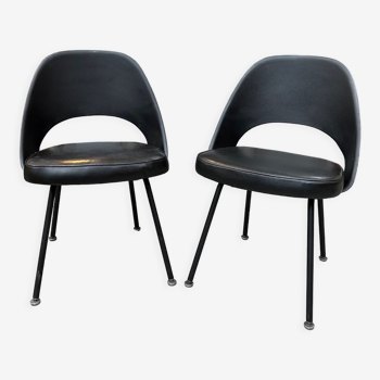 Pair of Eero Saarinen chairs for Knoll International