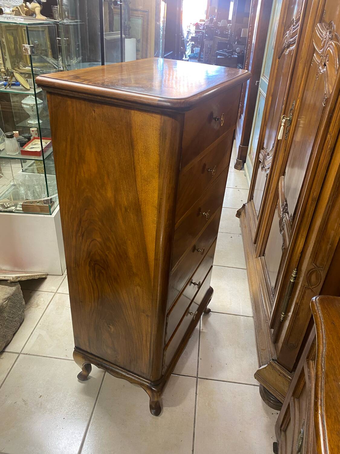 Chiffonnier vintage en noyer