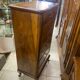 Chiffonnier vintage en noyer