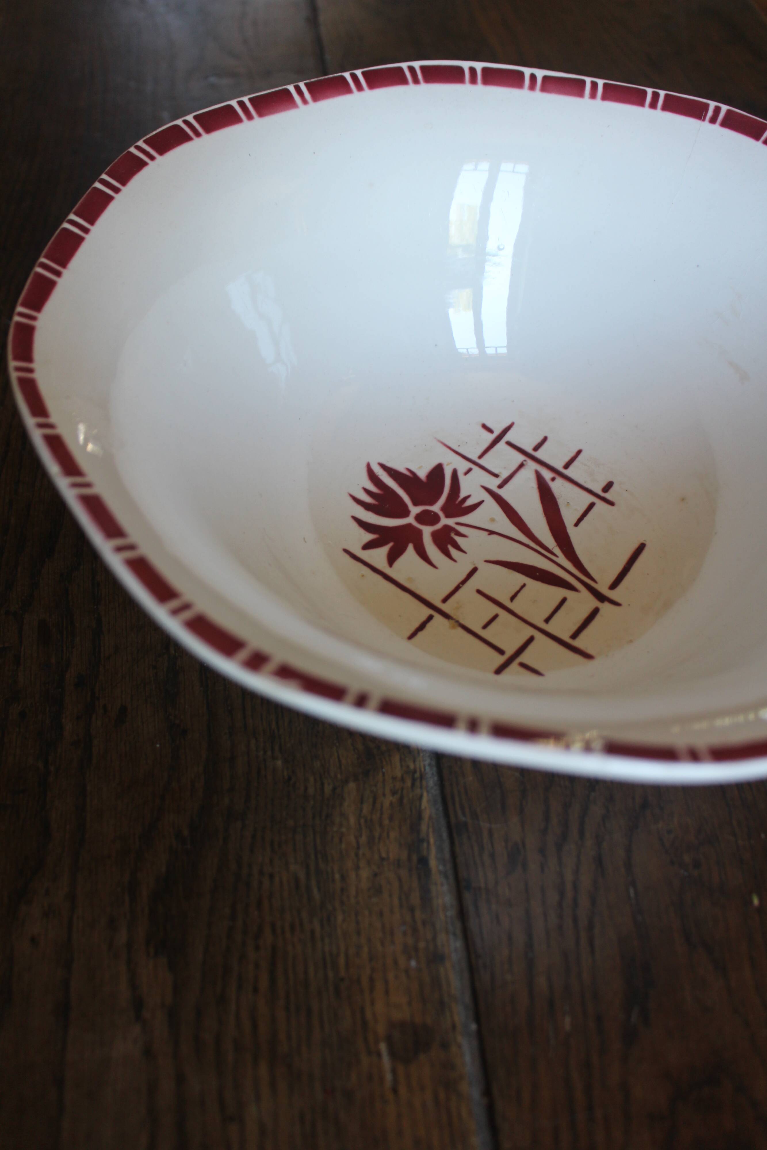 Saladier Sylvia Digoin Sarreguemines fleur rouge Art Deco