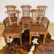 Ensemble de 5 chaises en bois, travail artisanal