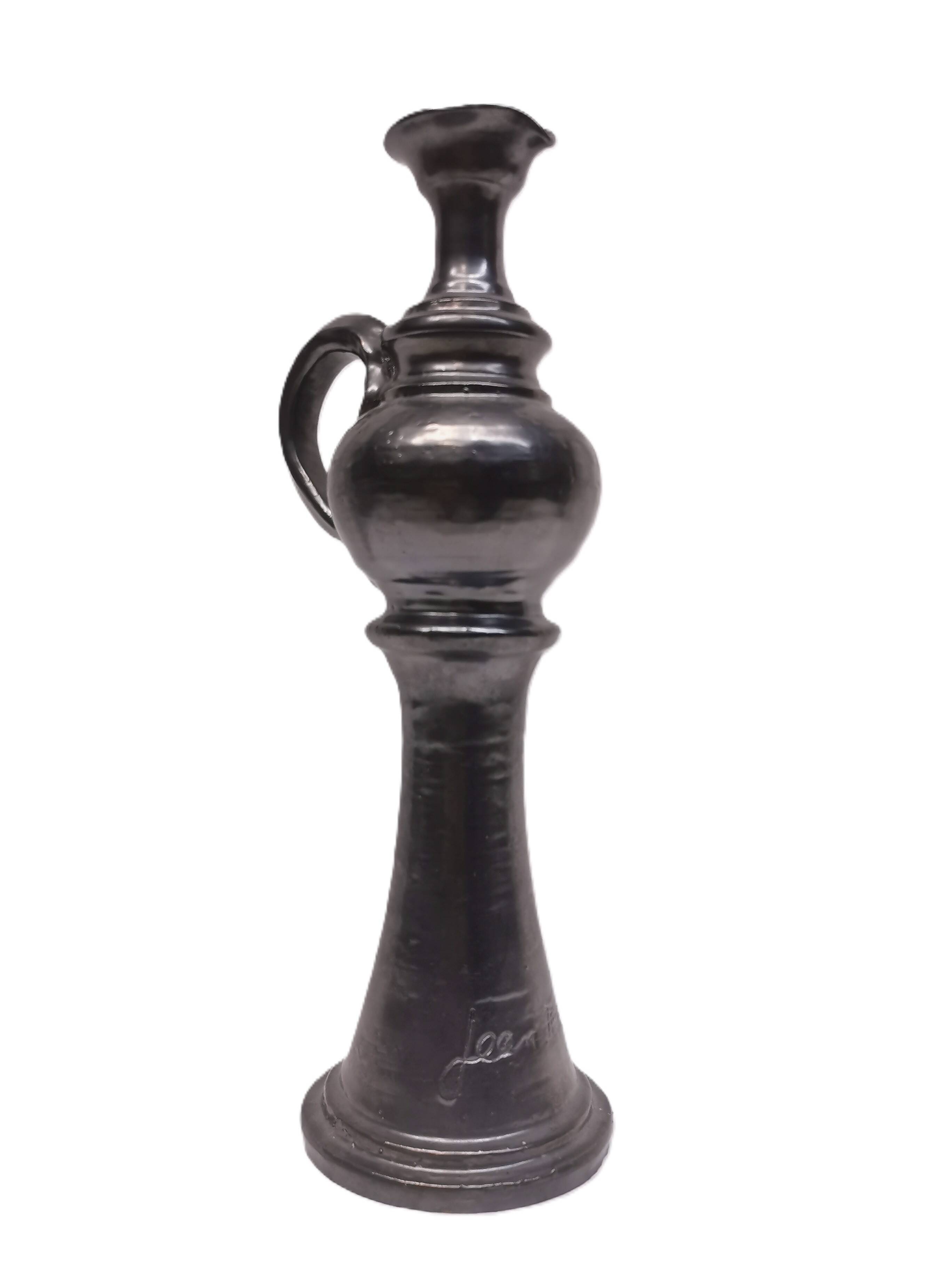 Grande aiguière / bougeoir, vase . céramique signée jean marais