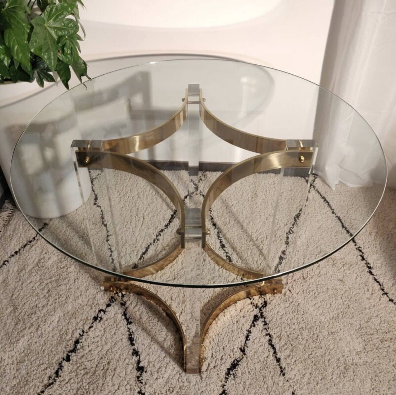 Table by Alessandro Albrizzi