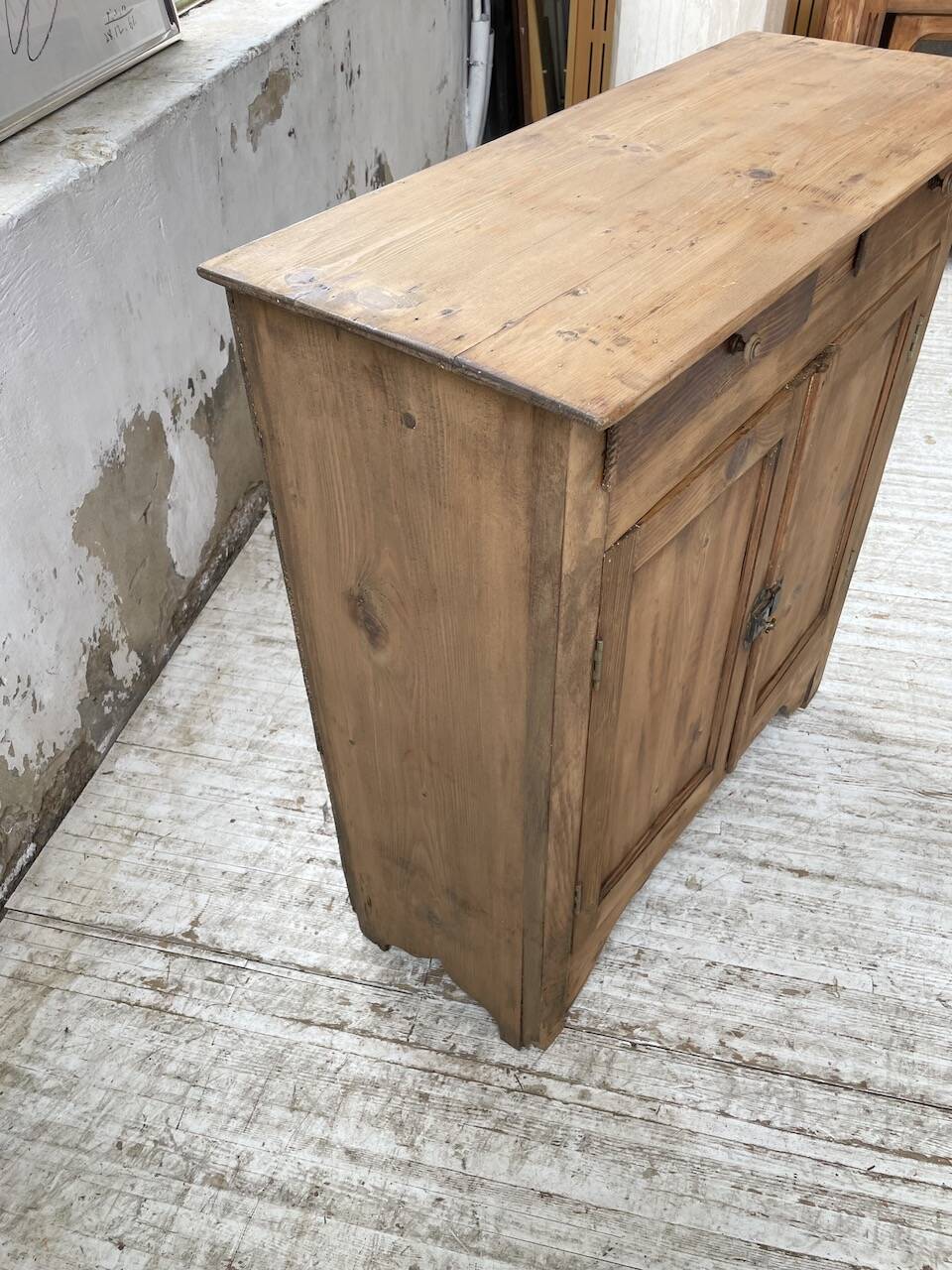 Pine jam maker