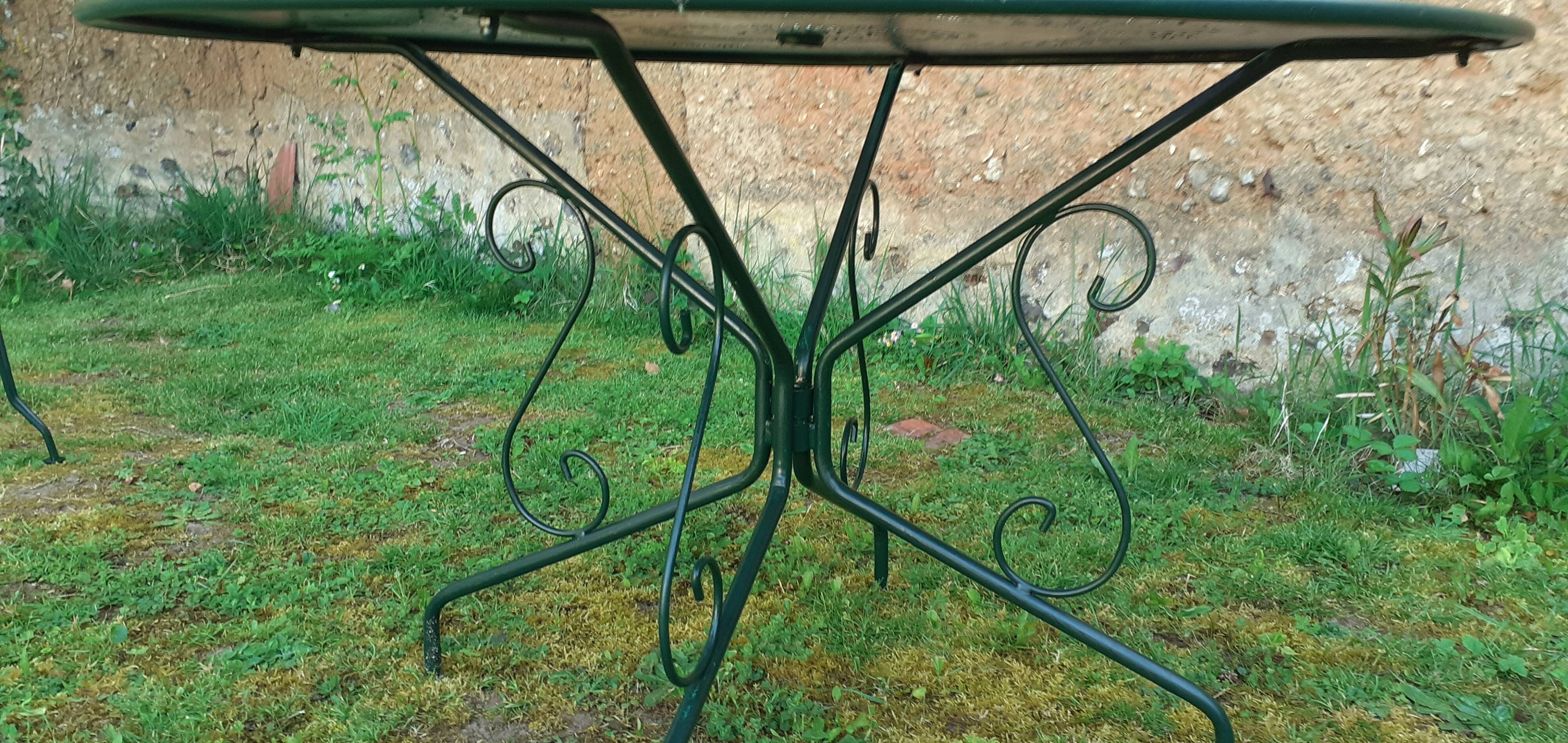 Salon de jardin 1 table 2 fauteuils 3 chaises fer forgé vert wagon