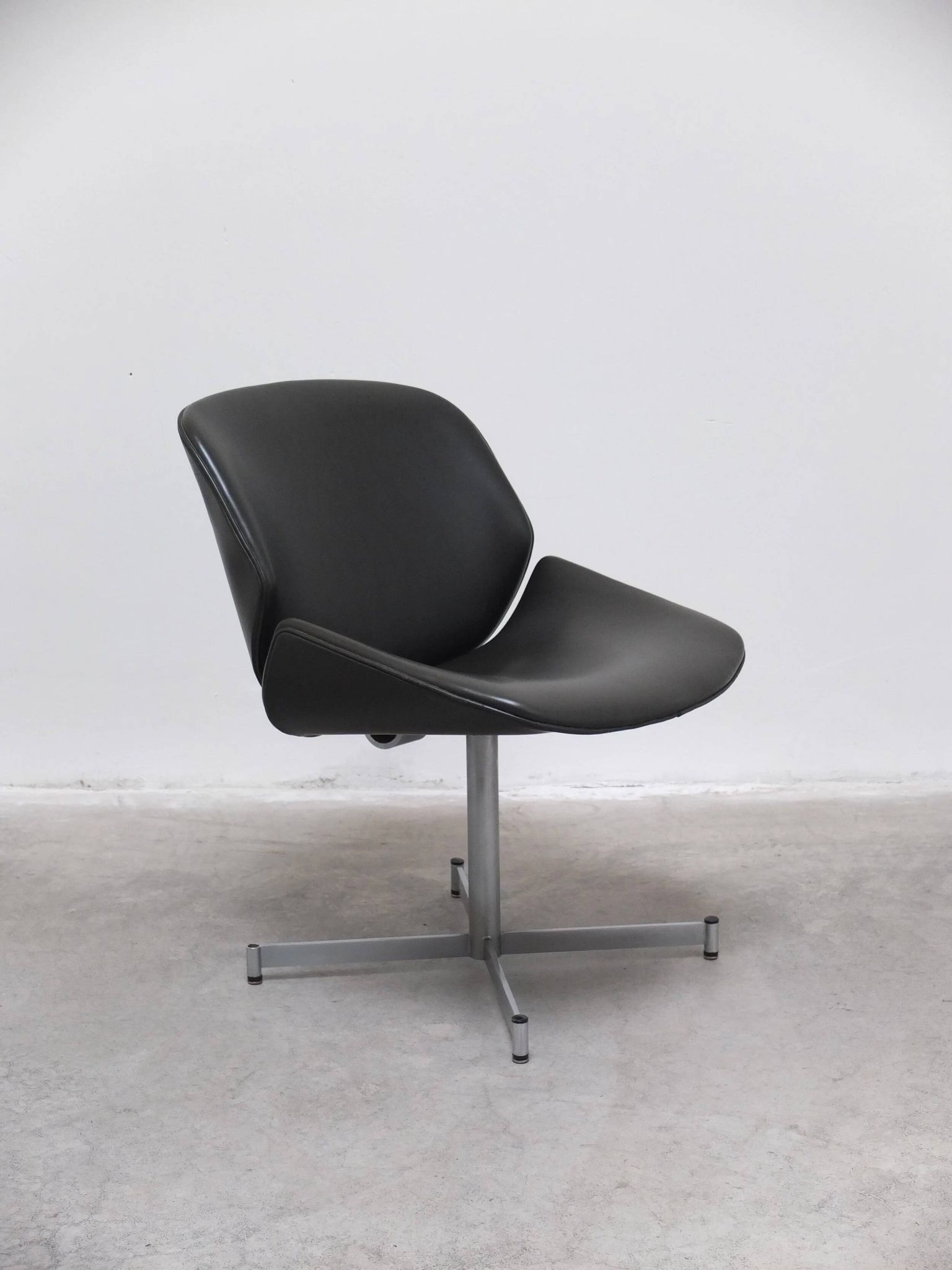 Mid-century 'Exquis' side chair by Geoffrey Harcourt for Artifort, 1967