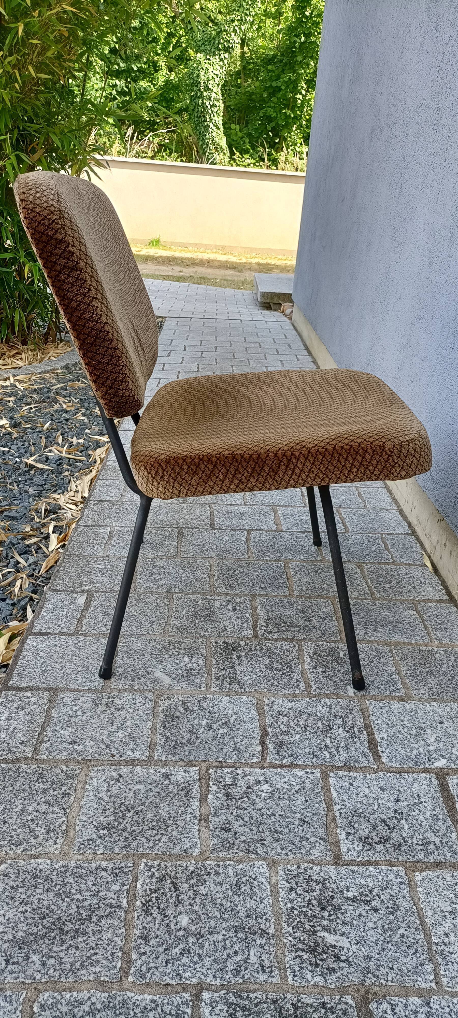 Chauffeuse CM 190 Pierre Paulin pour Thonet