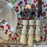 Picnic basket