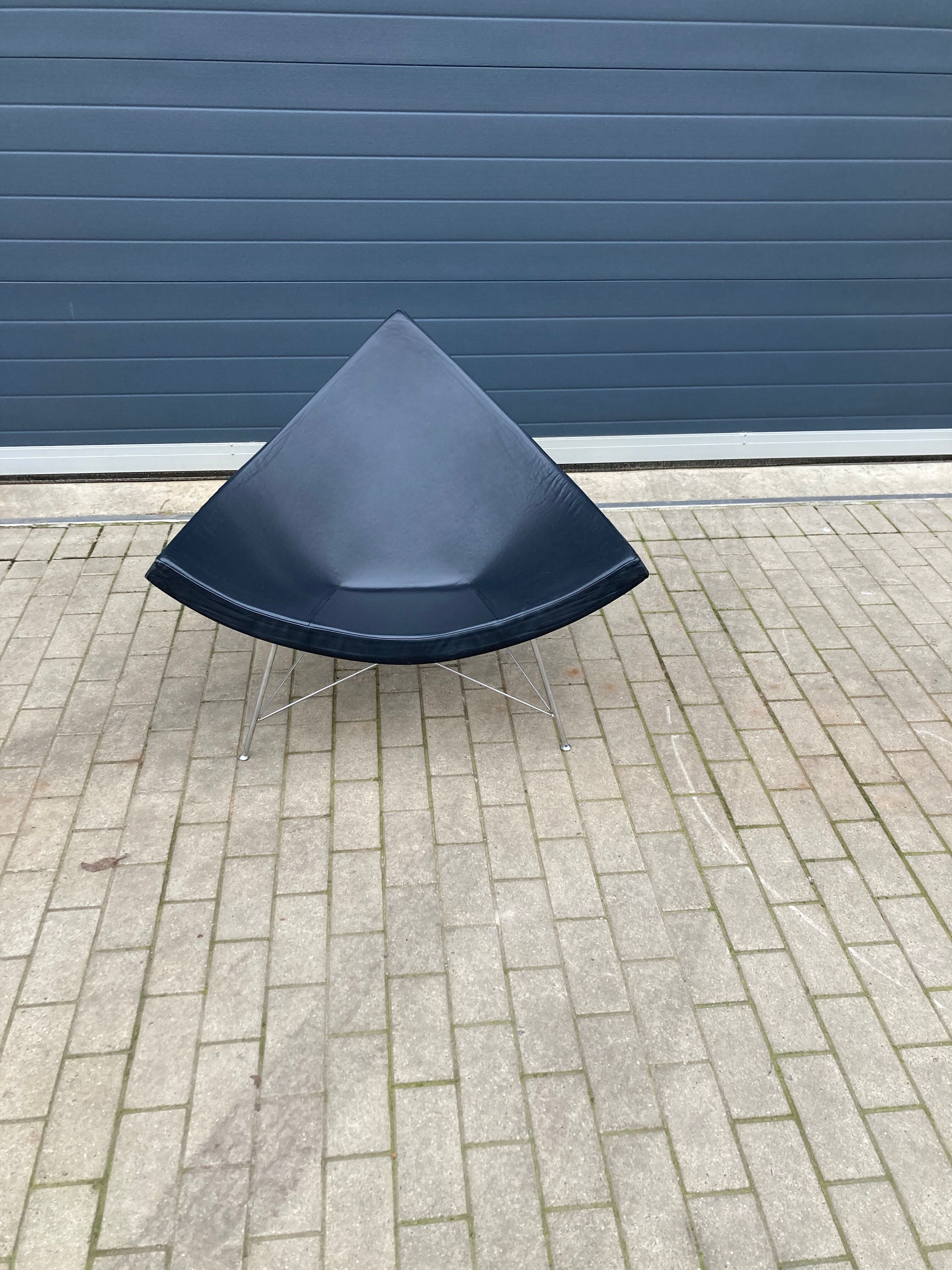 Vitra Coconut Chair de George Nelson, cuir noir