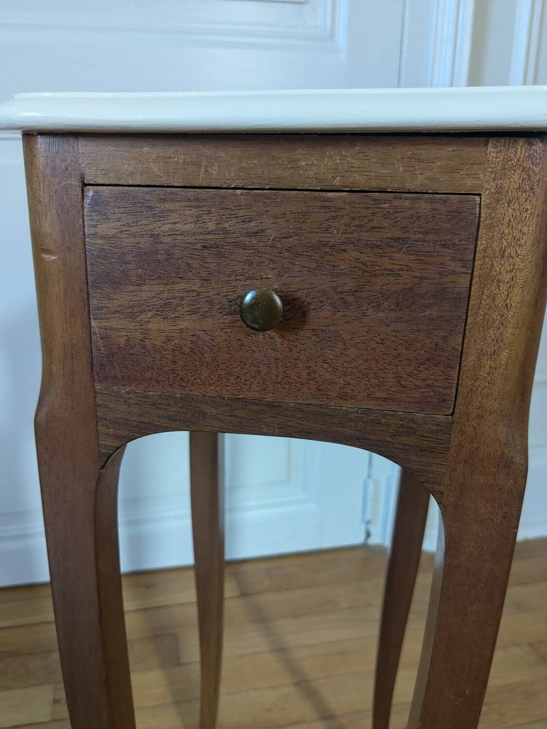 Small smoking cabinet