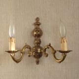 Double bronze wall light, vintage French traditional style, scrolled arms 5097.