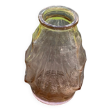 has a hyacinth in pink glass, art deco molded glass