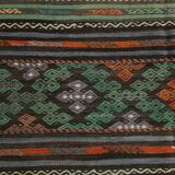Tapis Kilim Vintage Motifs Ethniques Vert et Rouge, 180x271 Cm