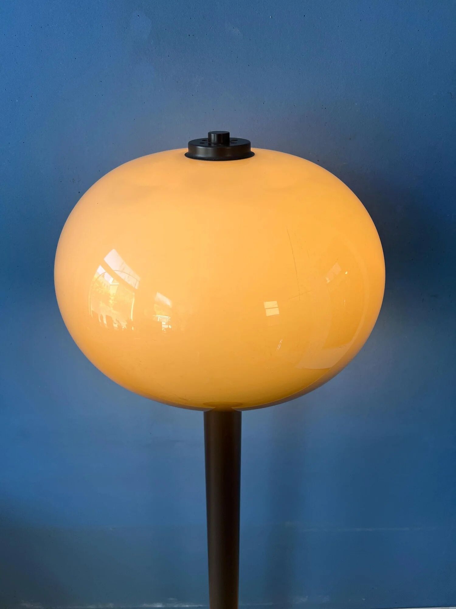 Vintage brown acrylic glass mushroom floor lamp