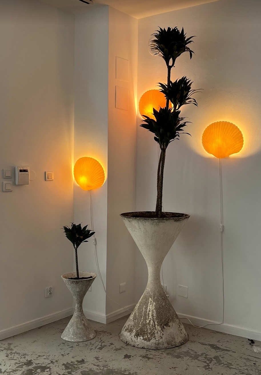 Willy Guhl and Antonn Bee diabolo planters for Eternit 1950s/60s