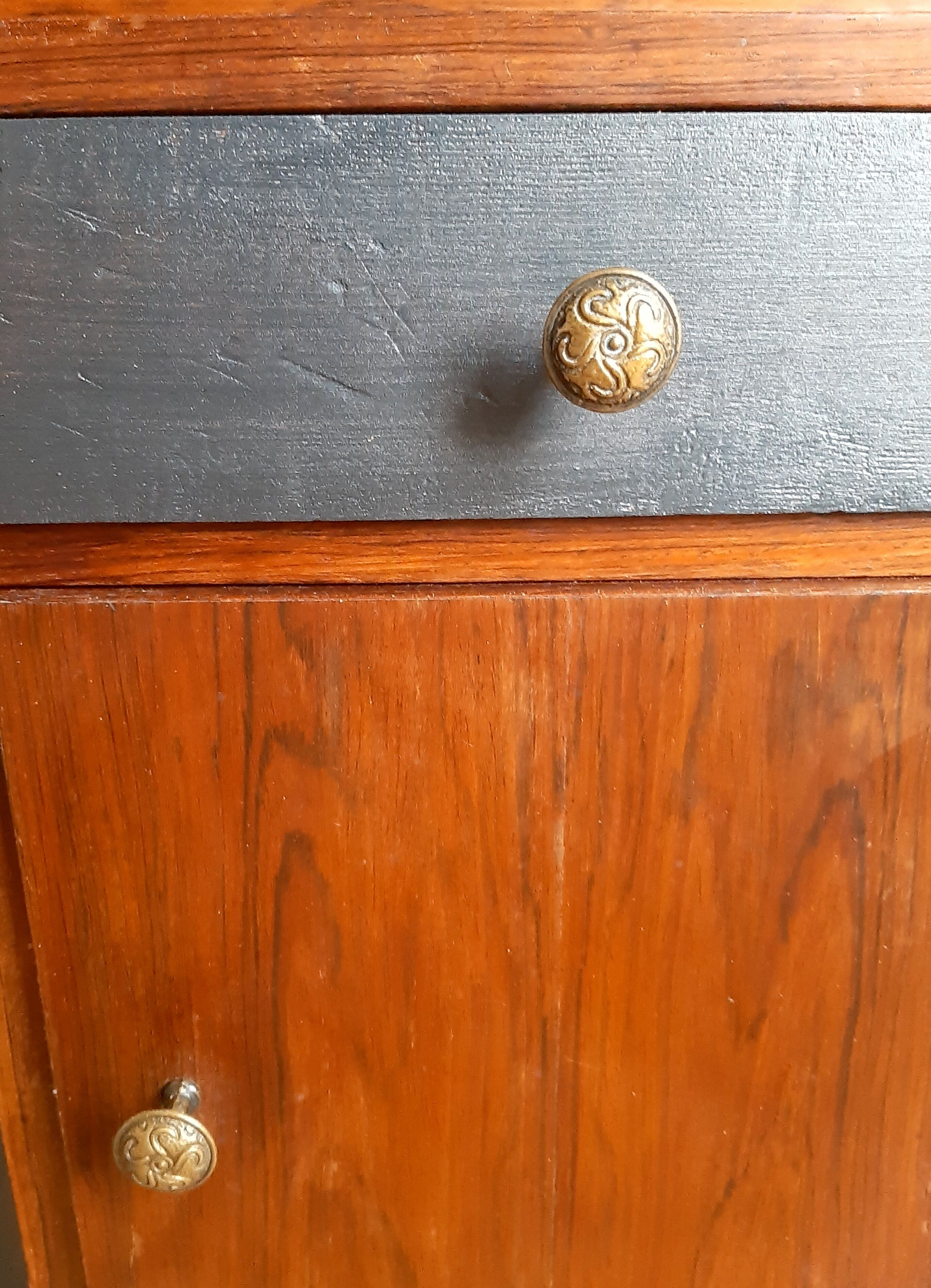 Art Deco hairdresser