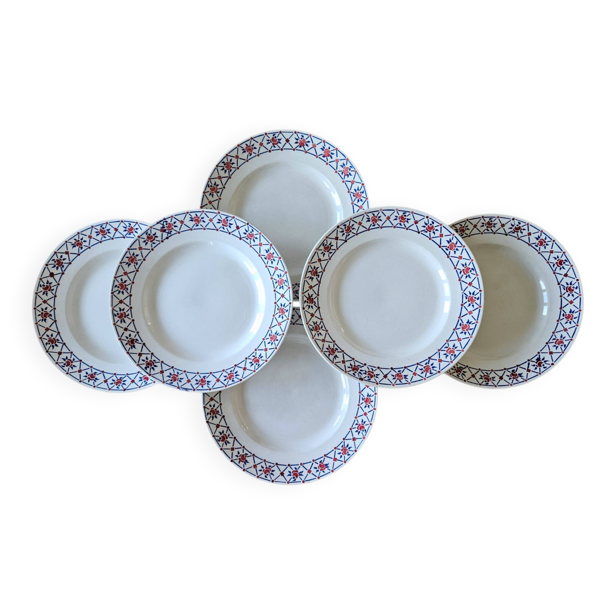 6 antique flat plates in Saint-Amand earthenware (Nord)