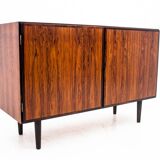 Commode en palissandre par Gunni Omann Danemark années 1960