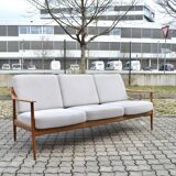 Knoll Antimott Sofa walnut
