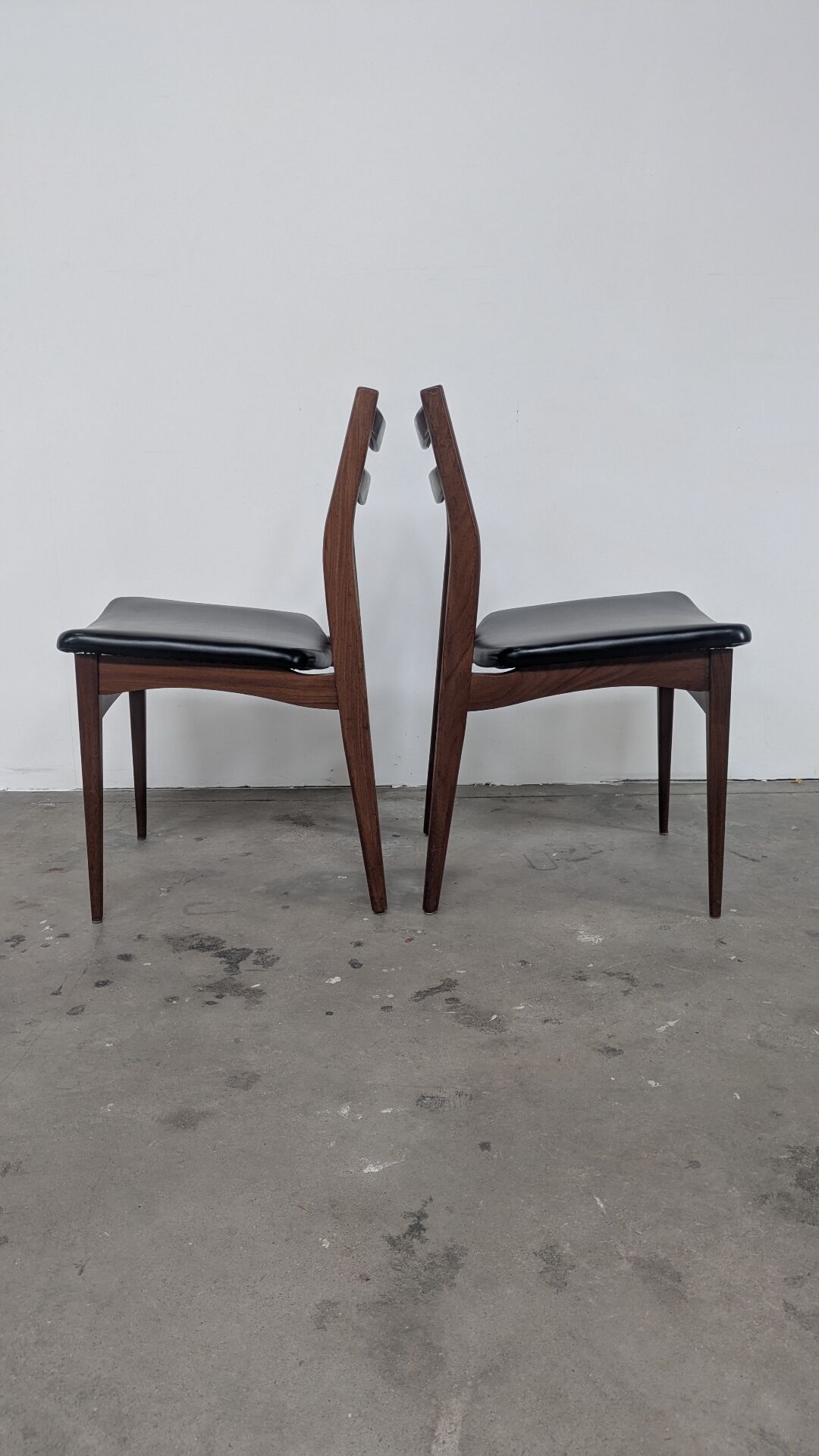 Vintage Scandinavian design table and chairs.