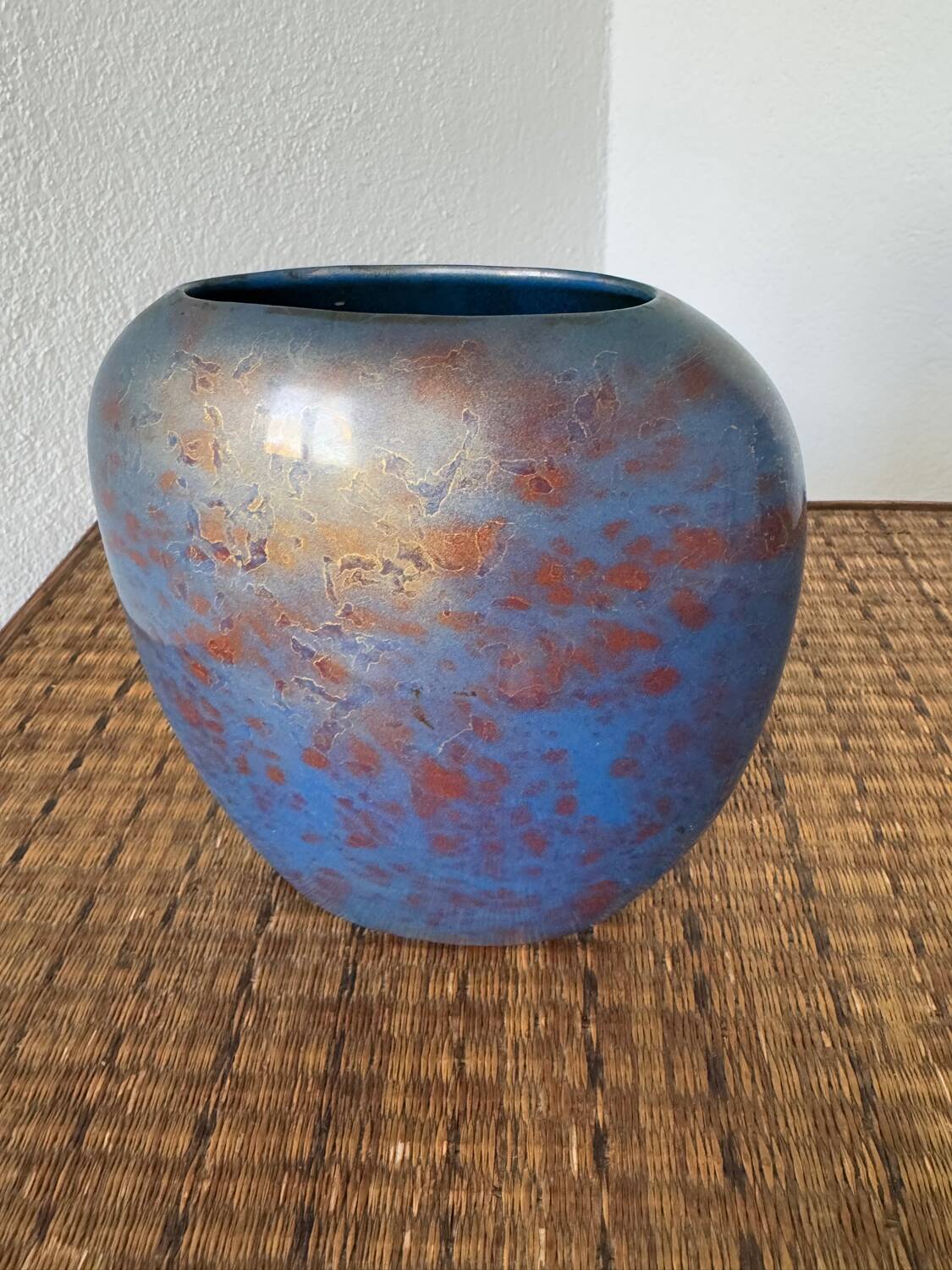 Small Art Deco powdered ceramic vase