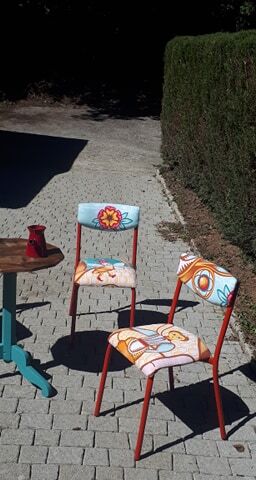 Schoolboy chair lined with colorful fabric