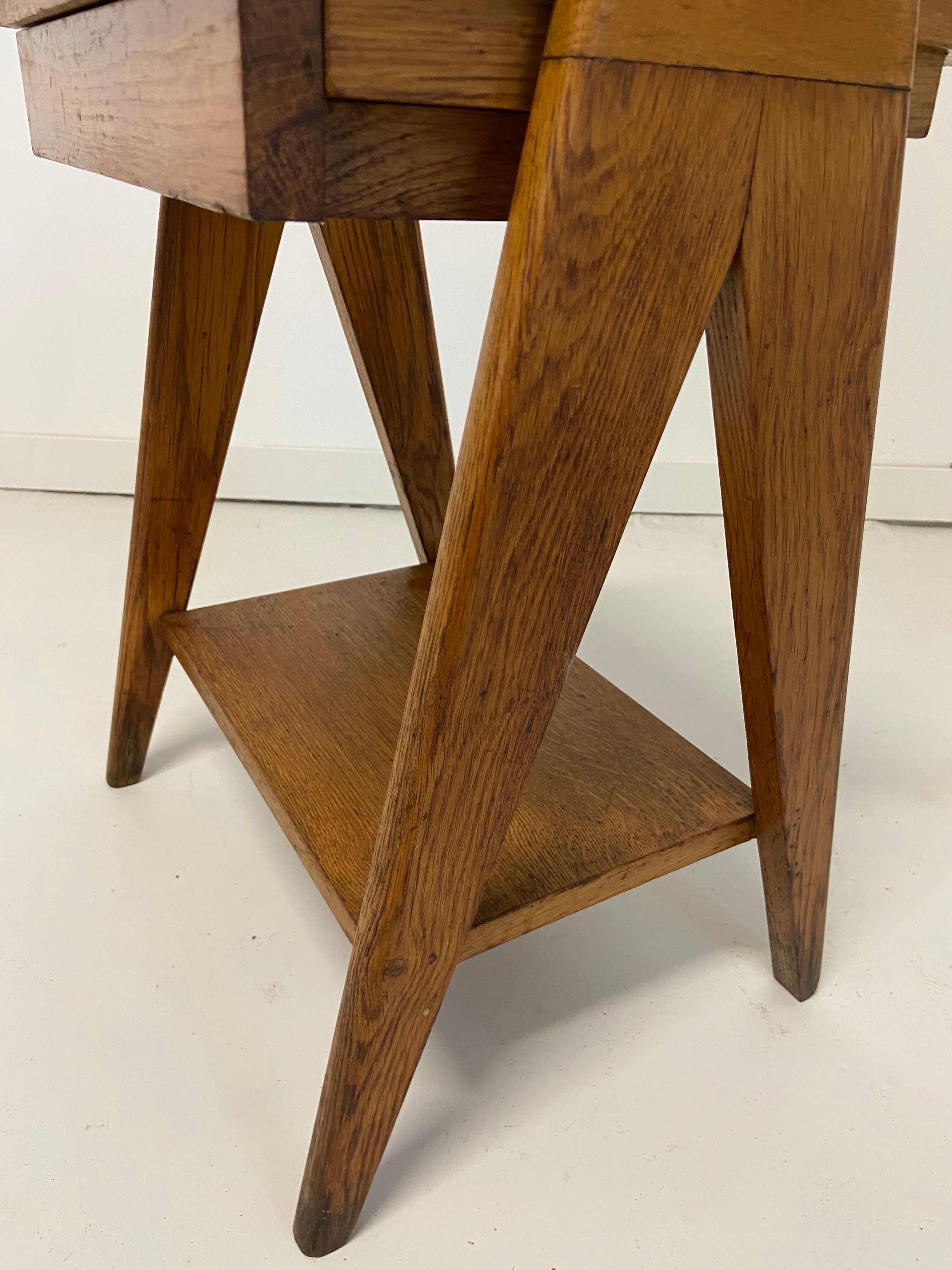 Oak bedside foot compass