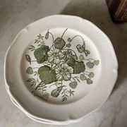 Five dessert plates "capucines" in Gien earthenware.
