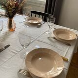 Service of powder pink hollow plates