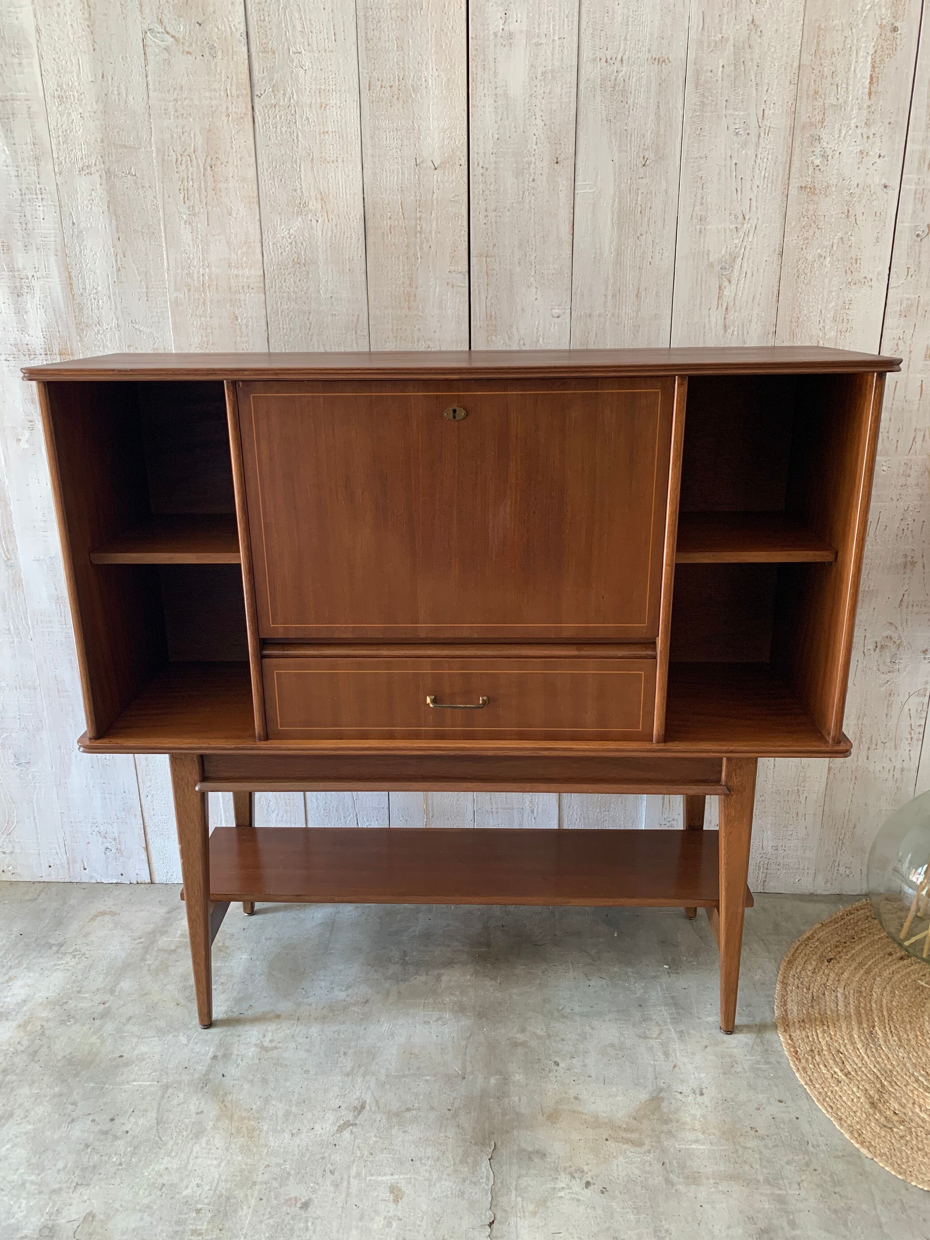 Vintage buffet/bar