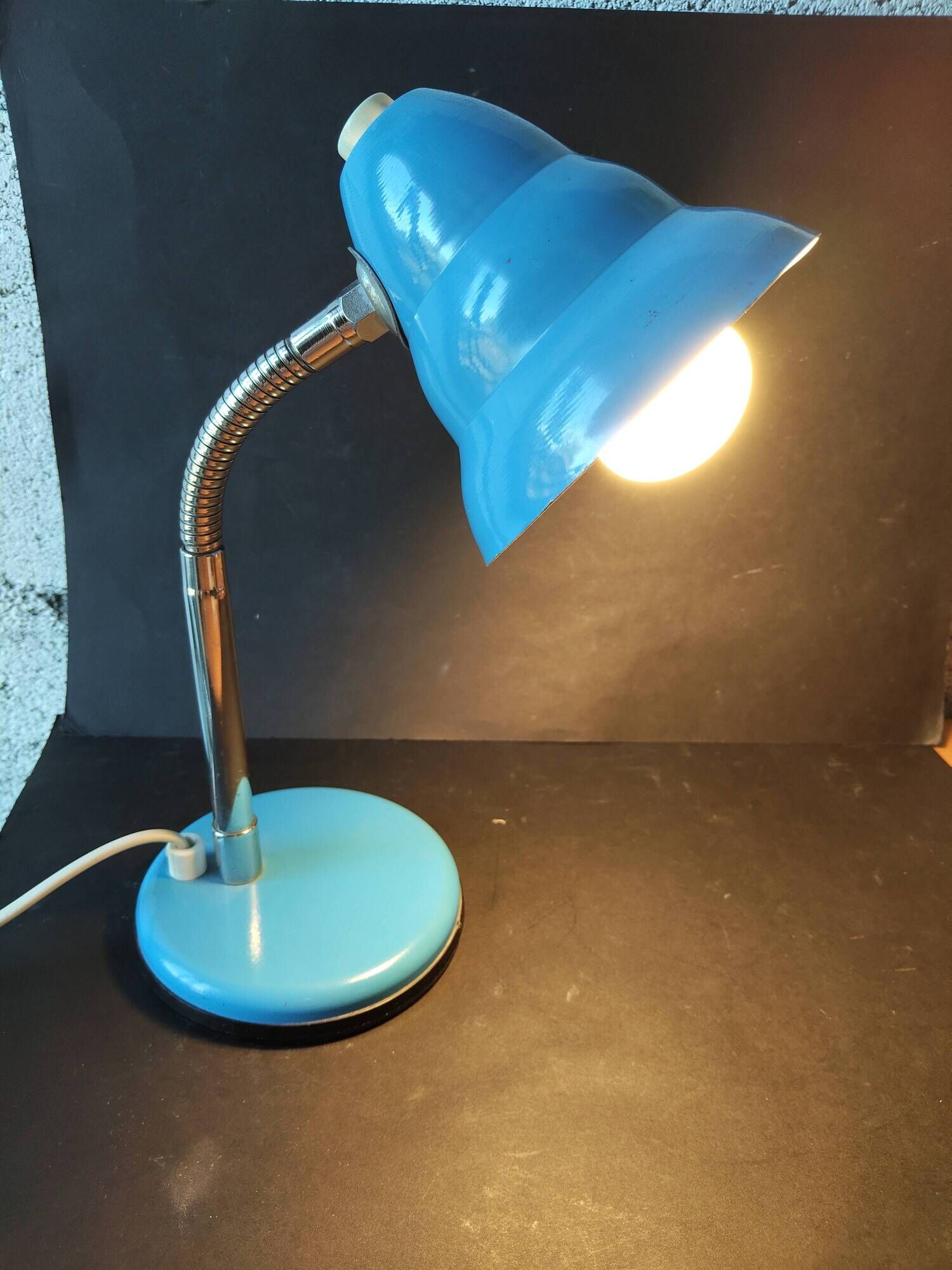 Vintage French desk lamp in blue lacquered metal – 1970s