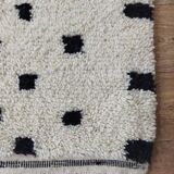 Handmade moroccan polka dot berber rug 294 x 194 cm