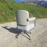 Old light grey pullman swivel office chair