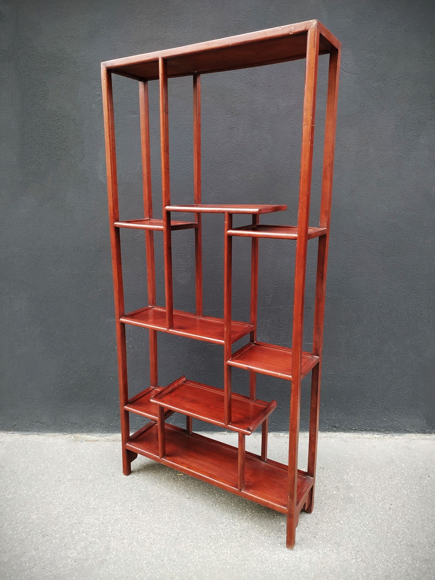Asymmetrical shelf 1960