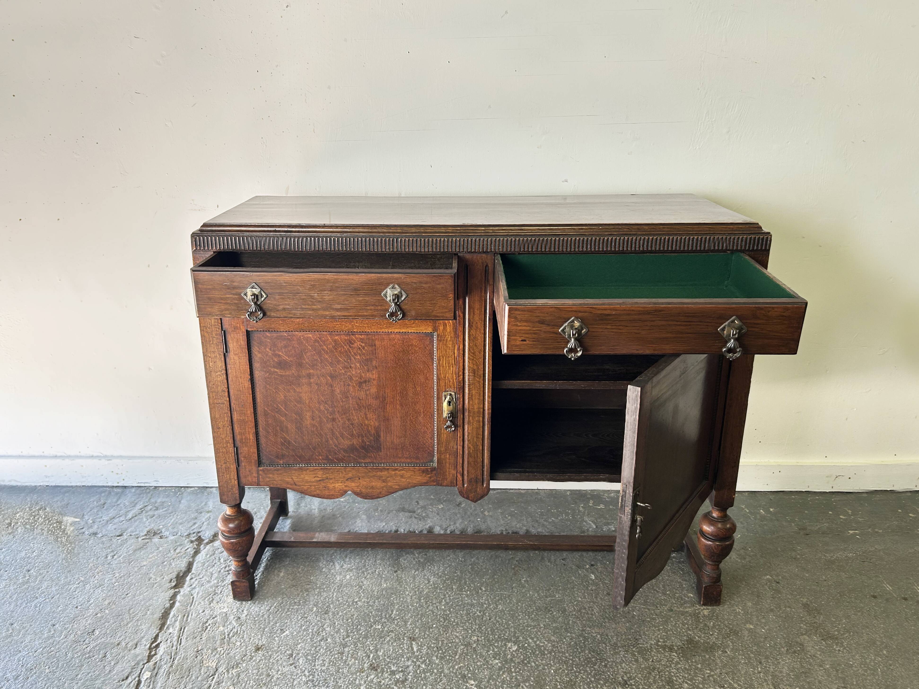 Antique English Jacobean Revival Oak Buffet Sideboard 1925–1935