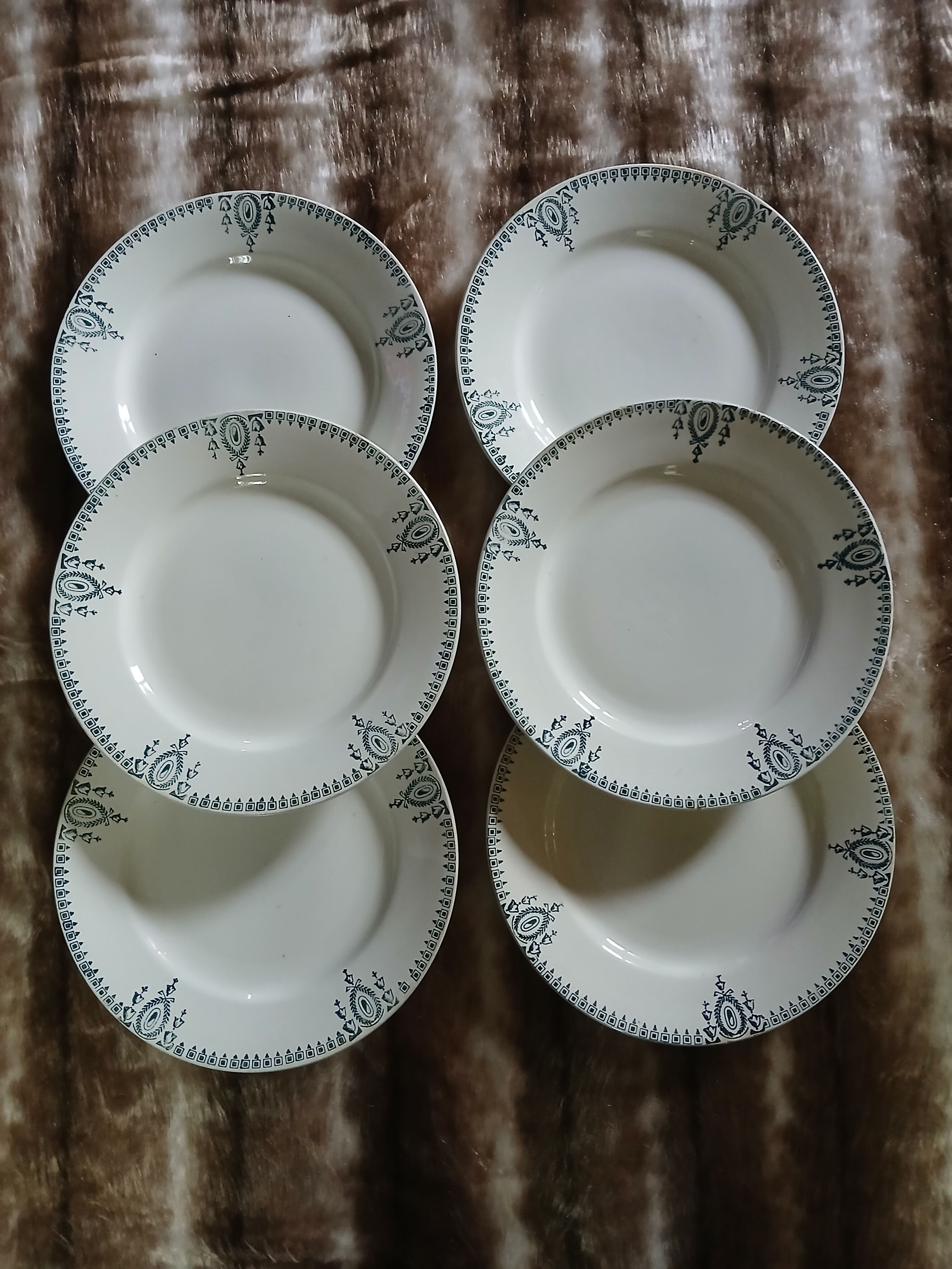 6 antique flat plates in ironstone